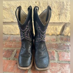 Black leather square toe cowboy boots little kid size 11